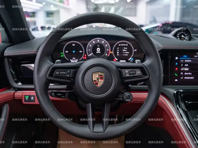 Porsche Panamera — Фото автомобиля 18