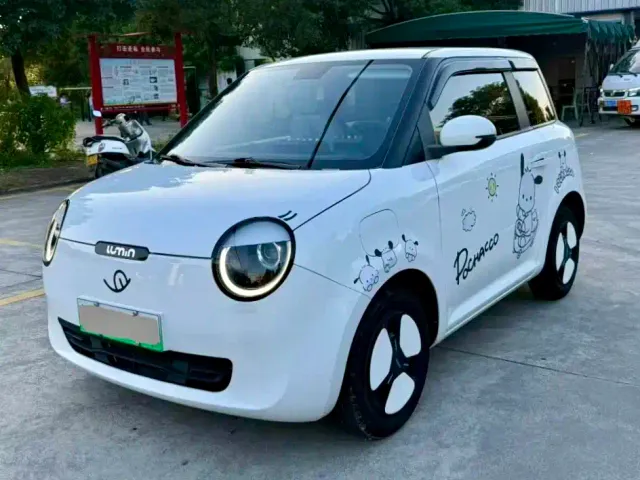 Фотография автомобиля — Changan Lumin