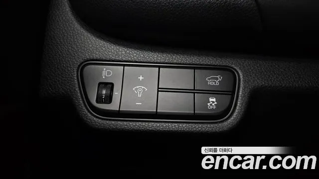Kia Seltos New — Фото автомобиля 28