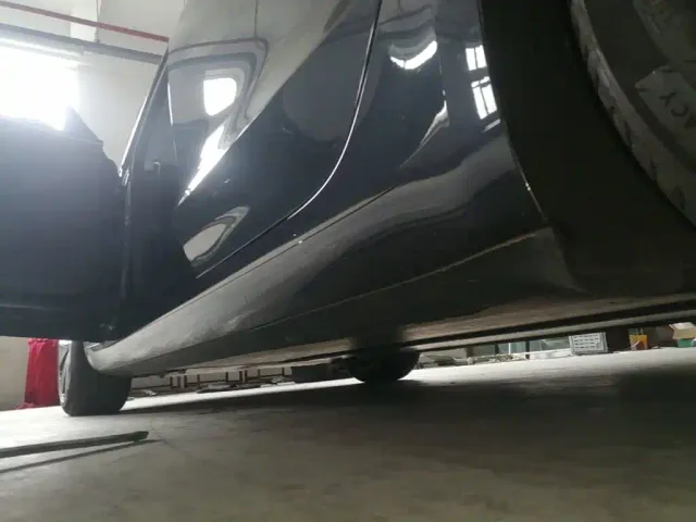 Tesla Model 3 — Фото автомобиля 21