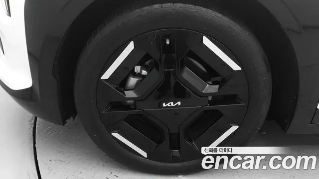 Kia EV3 — Фото автомобиля 17