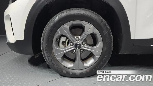 Kia Seltos — Фото автомобиля 5