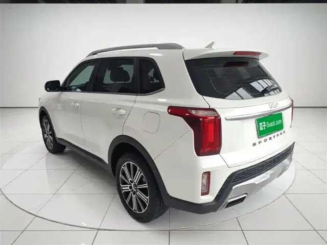 Kia Sportage — Фото автомобиля 4