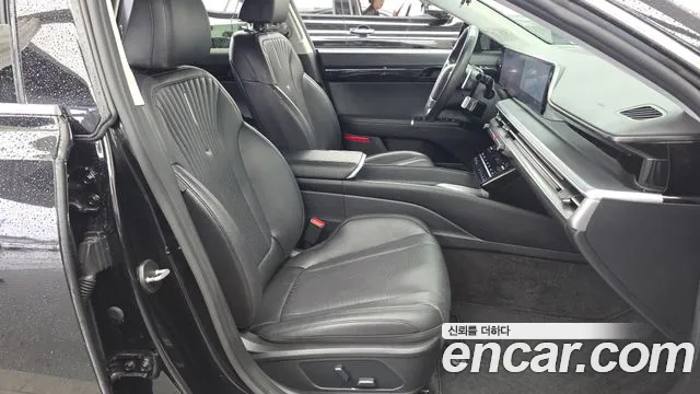 Hyundai Grandeur Grandeur (GN7) 2.5 Бензин 2WD — Фото автомобиля 10