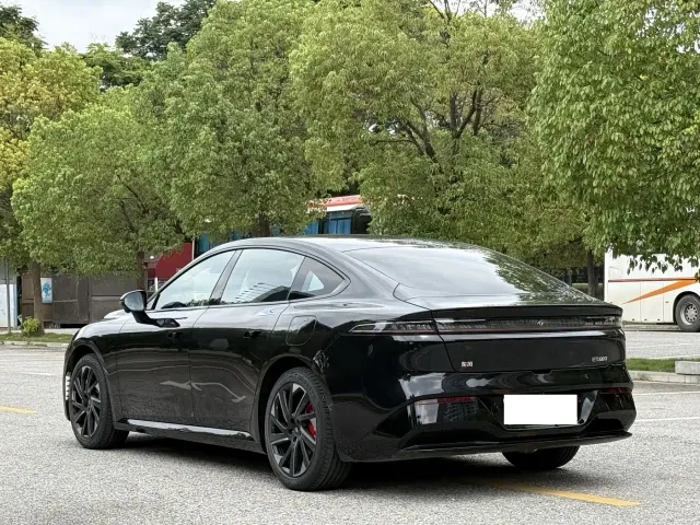 Dongfeng Yipai eπ007 2024 620Pro Edition — Фото автомобиля 4