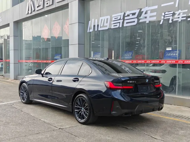 BMW 3 Series — Фото автомобиля 4