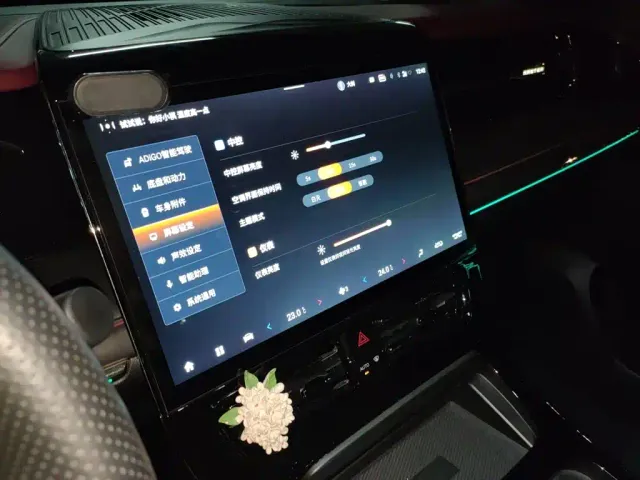 GAC Trumpchi M8 — Фото автомобиля 14