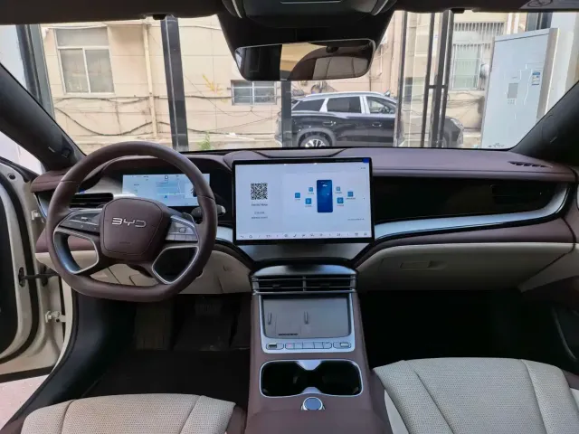 BYD Seal 07 DM-i 2026 DM-i 1.5T 230km Flagship — Фото автомобиля 6
