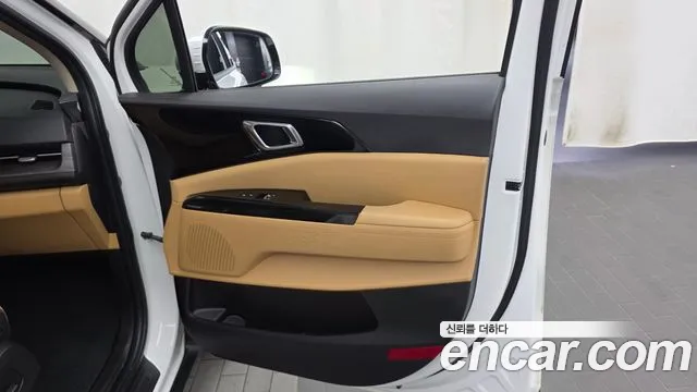 Kia Canival Carnival 4 поколение Бензин 7 мест Outdoor — Фото автомобиля 22