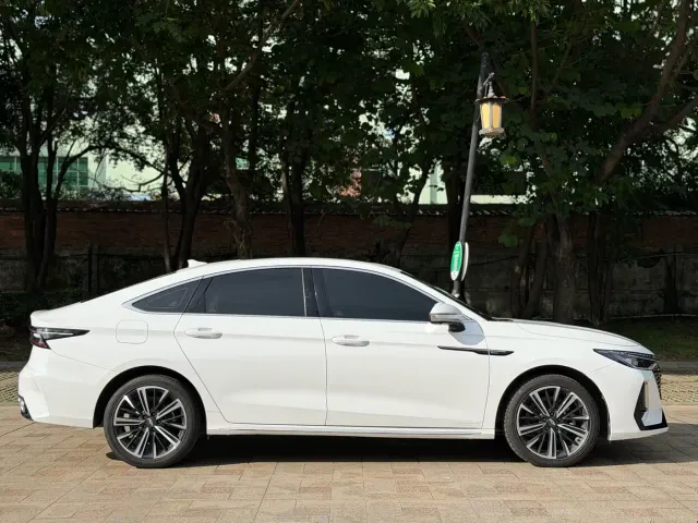 Chery Arrizo 8 — Фото автомобиля 5