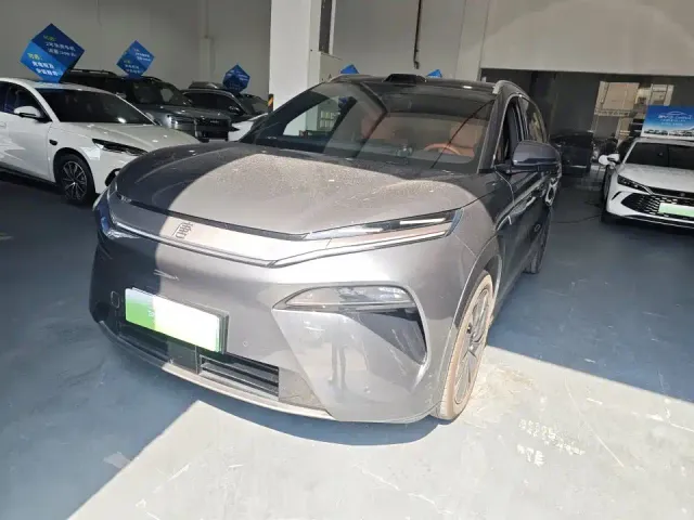 Фотография автомобиля — BYD Tang L