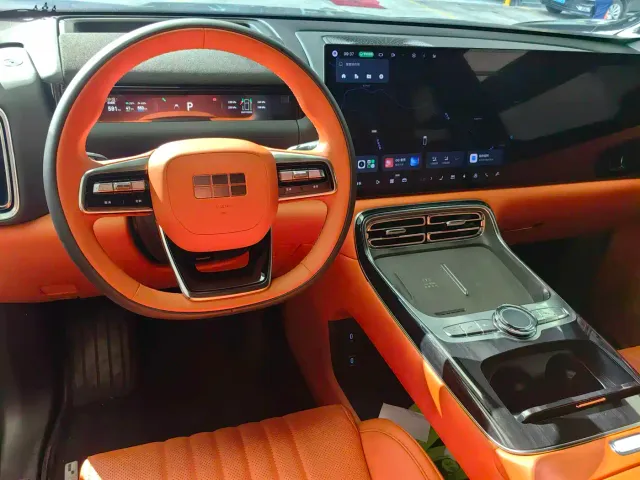 Geely Galaxy M9 — Фото автомобиля 10