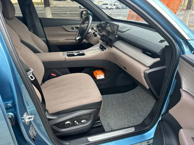 Chery Tiggo 8 PLUS C-DM — Фото автомобиля 8