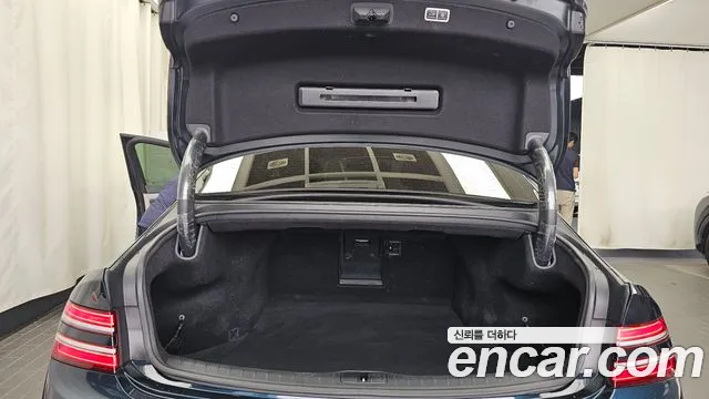 Genesis G80 Бензин 2.5 турбо AWD — Фото автомобиля 20