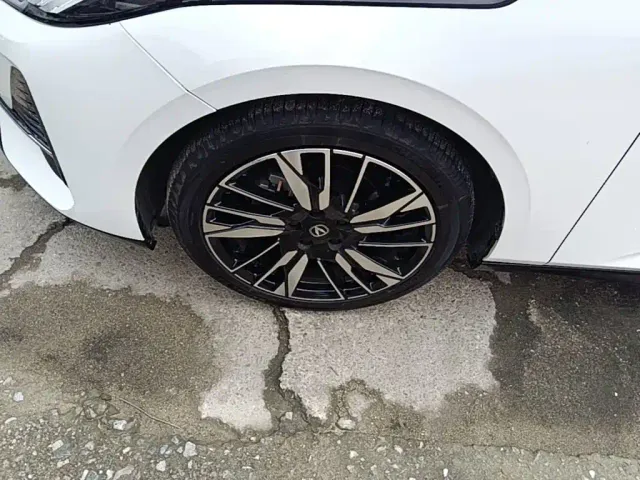 Changan Eado — Фото автомобиля 22