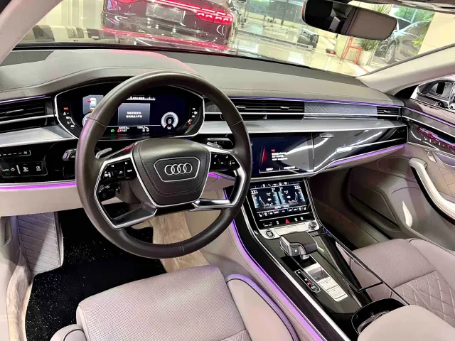 Audi A8 — Фото автомобиля 5