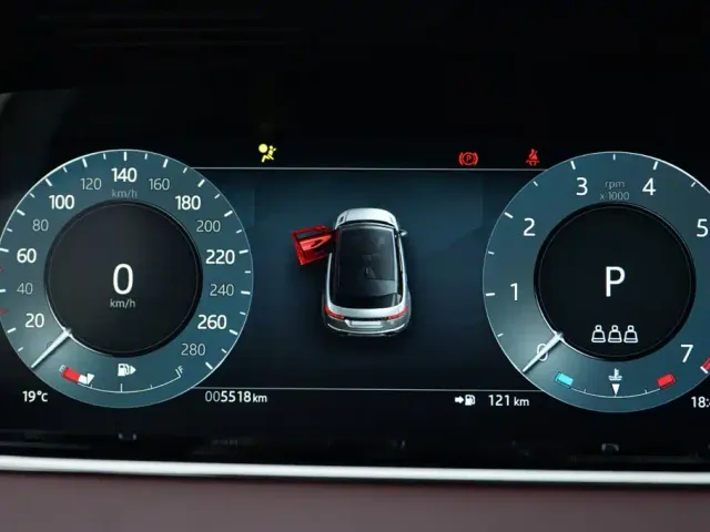 Land Rover Range Rover Evoque — Фото автомобиля 7