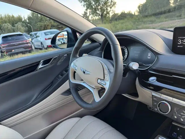 Genesis G80 — Фото автомобиля 17