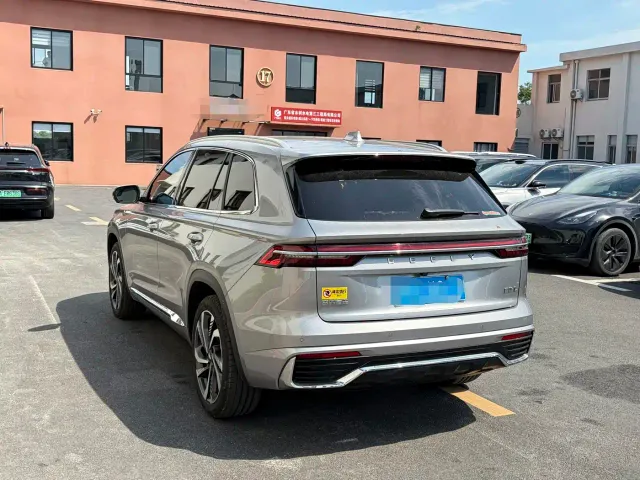 Geely Xingyue L — Фото автомобиля 4