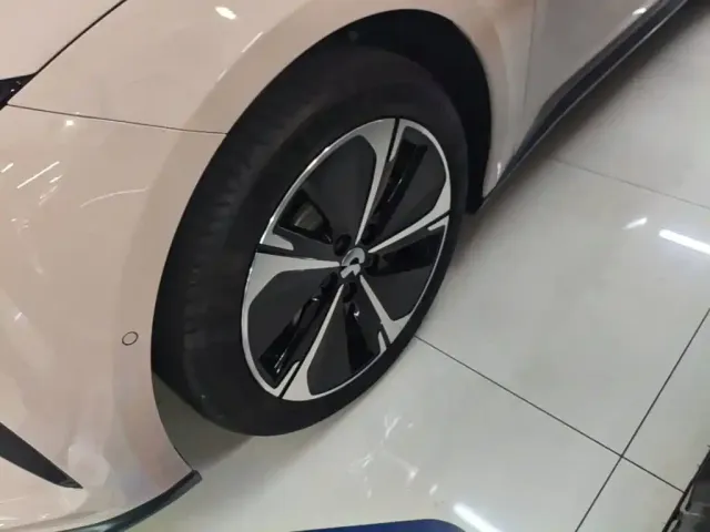 Nio ET5 Touring — Фото автомобиля 22