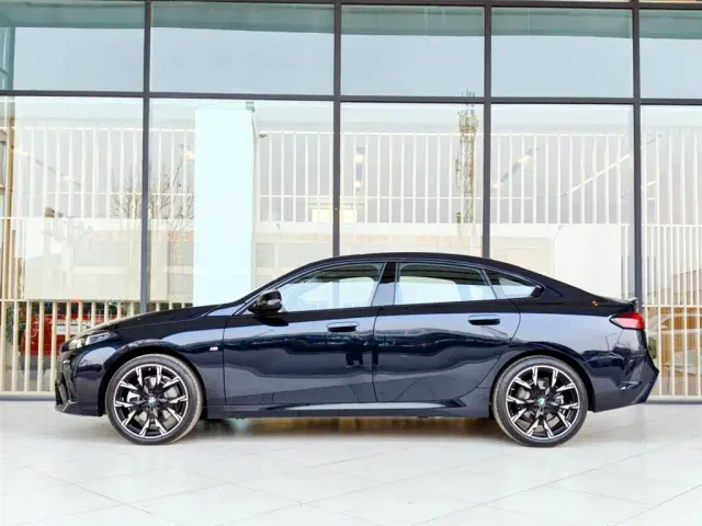 BMW 2 Series — Фото автомобиля 5