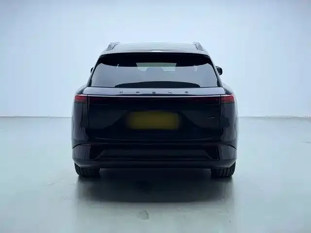 Xpeng G9 — Фото автомобиля 6