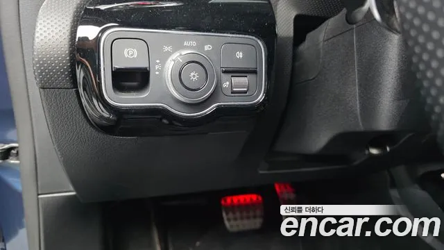 Mercedes-Benz A-Class W177 — Фото автомобиля 29