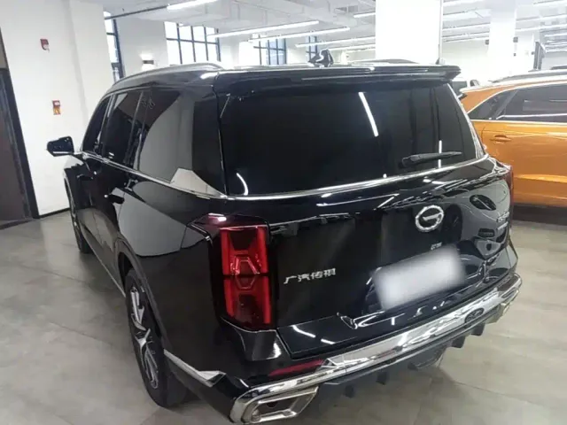 GAC Trumpchi GS8 — Фото автомобиля 4