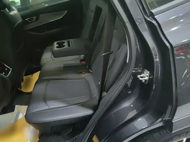 Chery Tiggo 8 PLUS 2021 290TGDI DCT Passion Edition — Фото автомобиля 16