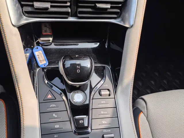 BYD Song PLUS — Фото автомобиля 20