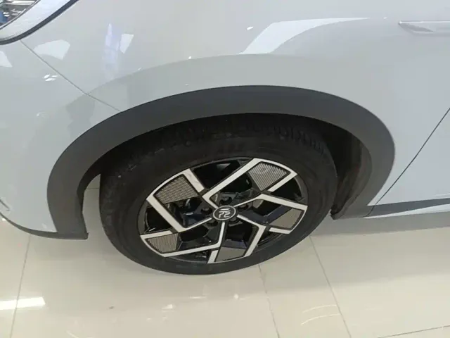 BYD Yuan PLUS — Фото автомобиля 22