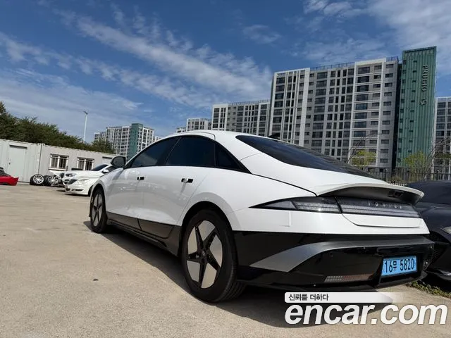 Hyundai Ioniq 6 New — Фото автомобиля 2