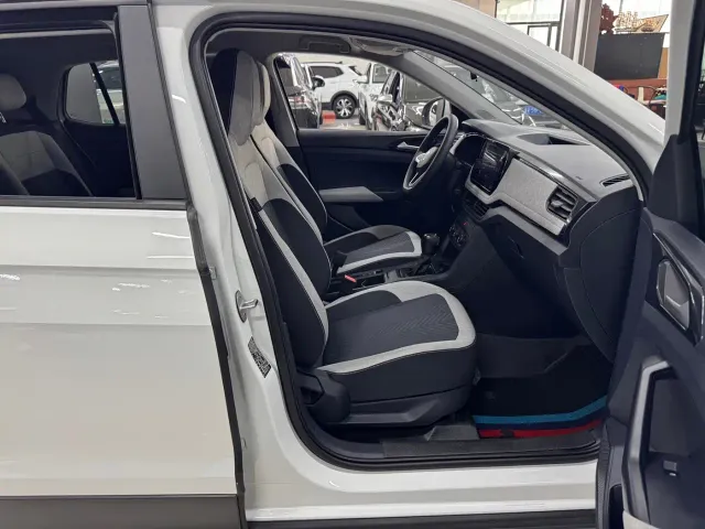 Volkswagen Tharu — Фото автомобиля 14