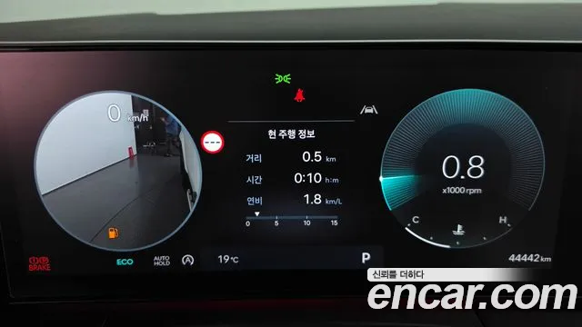 Hyundai Santa Fe — Фото автомобиля 11