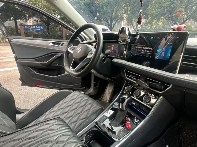 Volkswagen Sagitar — Фото автомобиля 7