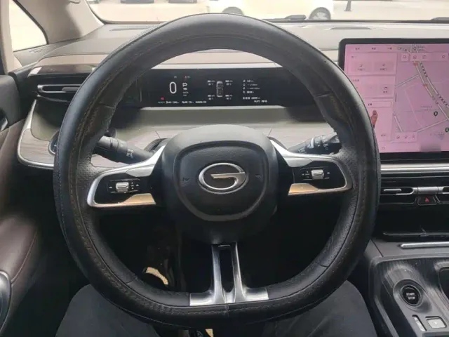 GAC Trumpchi E8 — Фото автомобиля 10