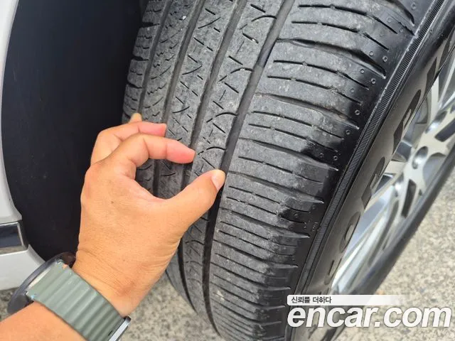 Genesis GV80 2.5T Бензин AWD — Фото автомобиля 10