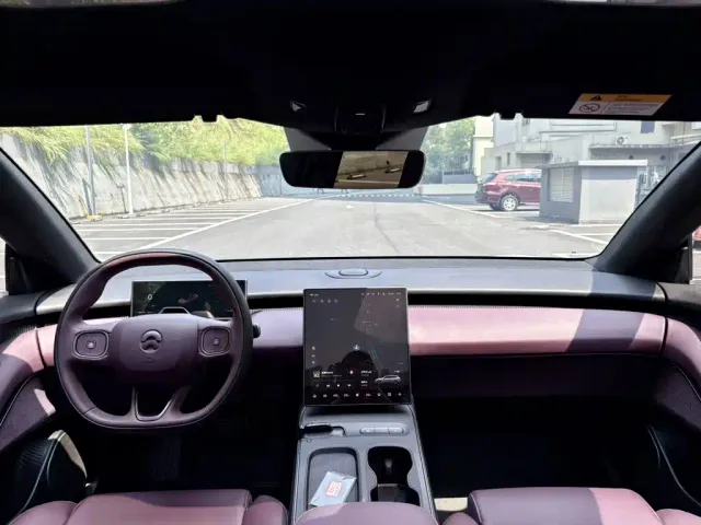 Nio ET5 Touring — Фото автомобиля 6