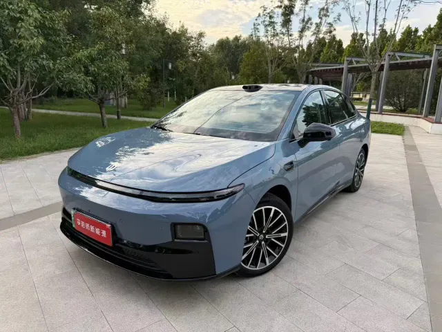 Leapmotor B01 — Фото автомобиля 2