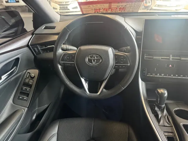 Toyota Avalon — Фото автомобиля 6
