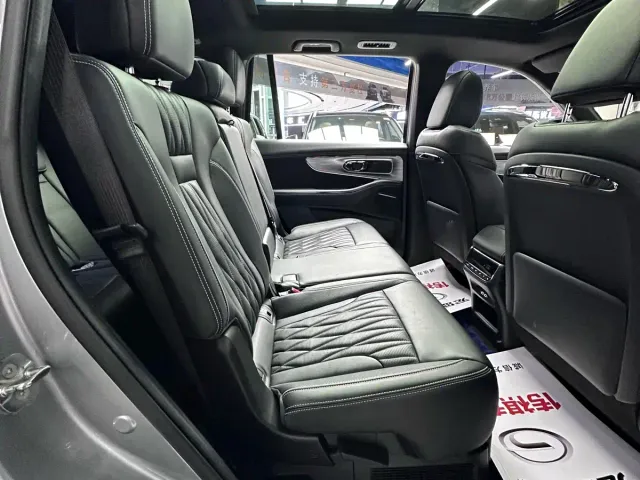 GAC Trumpchi GS8 — Фото автомобиля 30