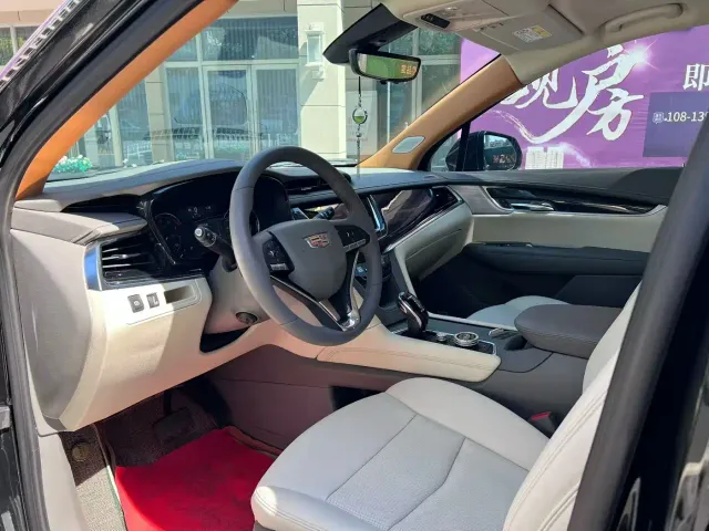 Cadillac XT6 — Фото автомобиля 7