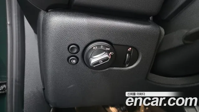 MINI Cooper — Фото автомобиля 23