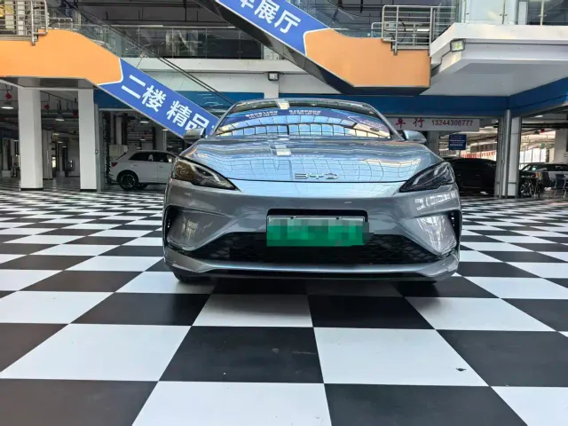 BYD Seal 05 DM-i — Фото автомобиля 2