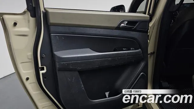 KG_Mobility_Ssangyong Rexton Новый Rexton Sport Дизель 2.2 4WD — Фото автомобиля 19
