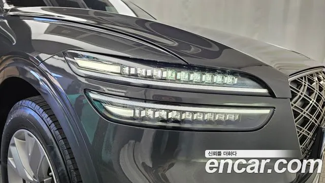 Genesis GV70 — Фото автомобиля 7