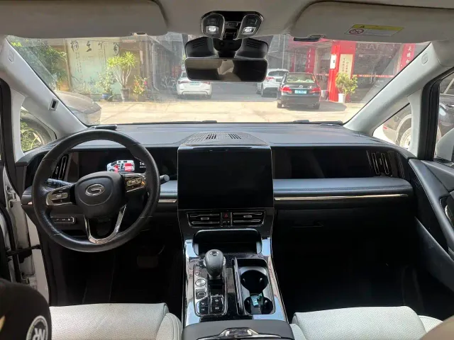 GAC Trumpchi E9 — Фото автомобиля 7