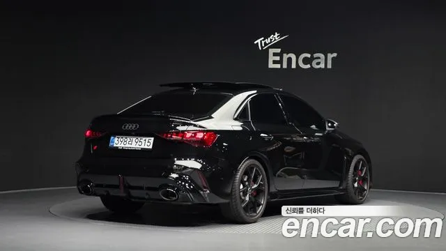 Audi RS3 — Фото автомобиля 2