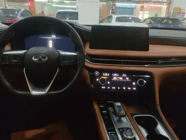Infiniti QX60 — Фото автомобиля 12