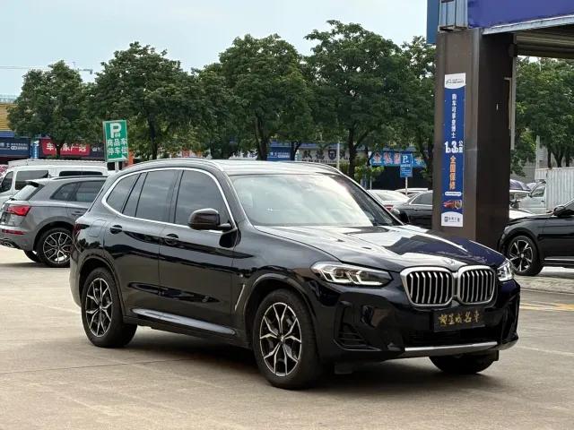 BMW X3 — Фото автомобиля 3